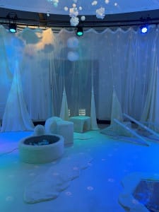 Snow themed play experience at The Hullabaloo